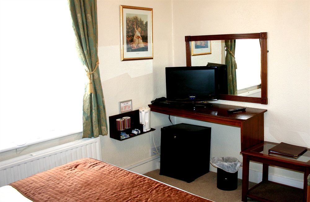 Ilfracombe House Hotel - Near Cliffs Pavilion Southend-on-Sea Exteriör bild