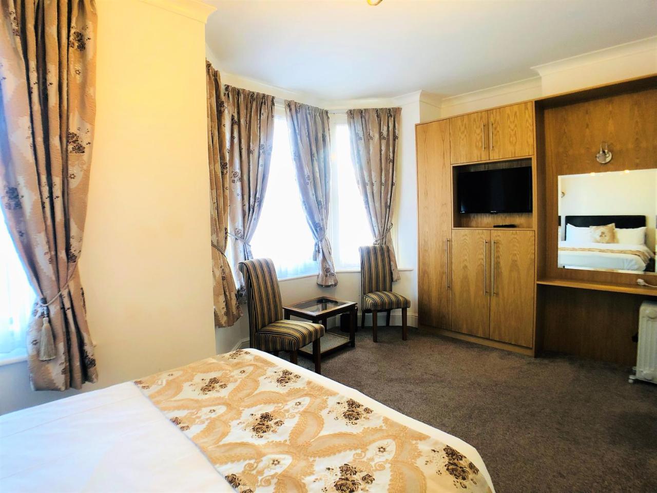 Ilfracombe House Hotel - Near Cliffs Pavilion Southend-on-Sea Exteriör bild